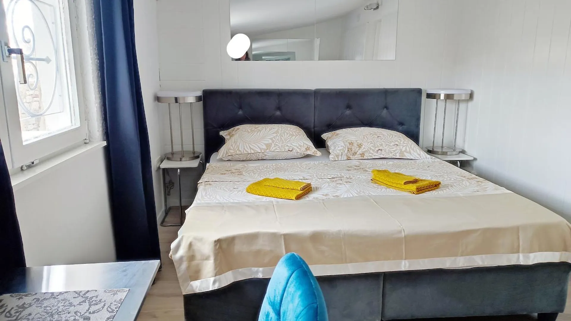 Appartamento Pula Center - With A Beautiful Terrace